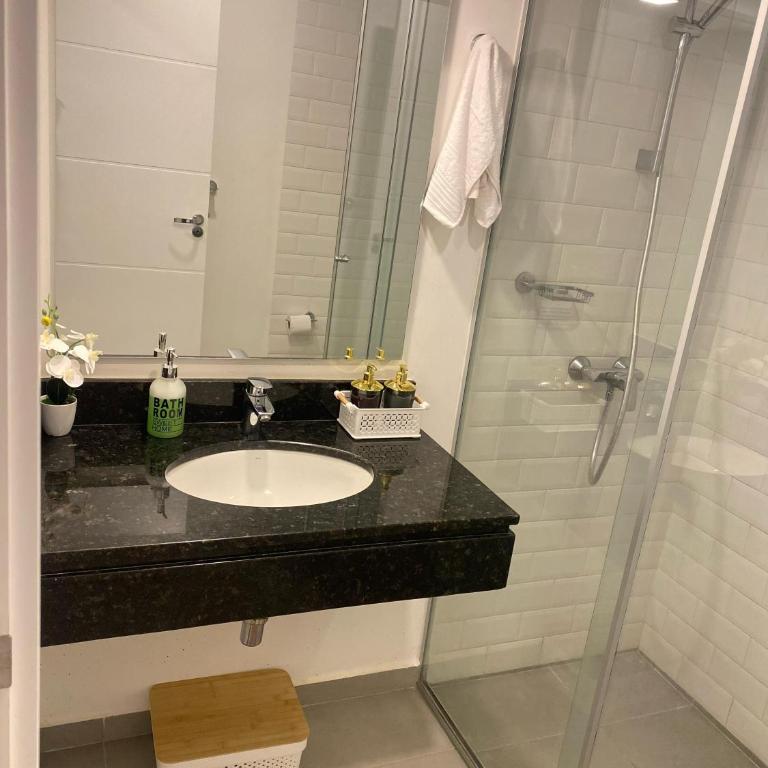Apartamento completamente equipado! Con Parking! En Paraná Playa Deptos! - Apartamento de 1 dormitorio - 24