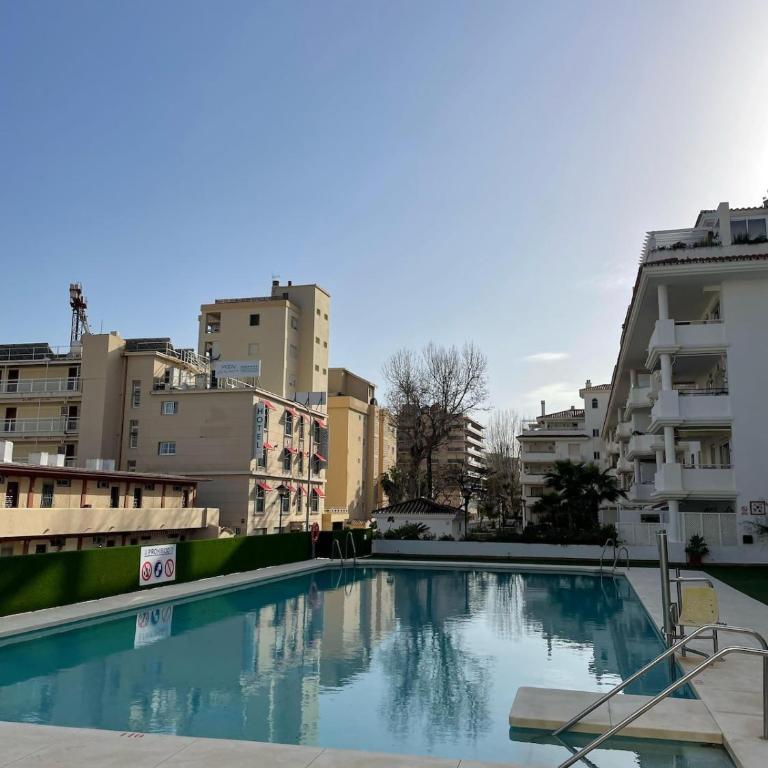 Acogedor apartamento Los Nidos, Carihuela - Apartment mit 2 Schlafzimmern und Terrasse - 28