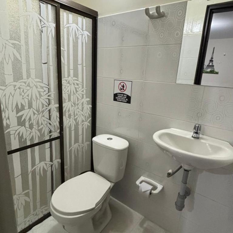Hotel Casa Luna - Habitación Doble con baño privado - 4