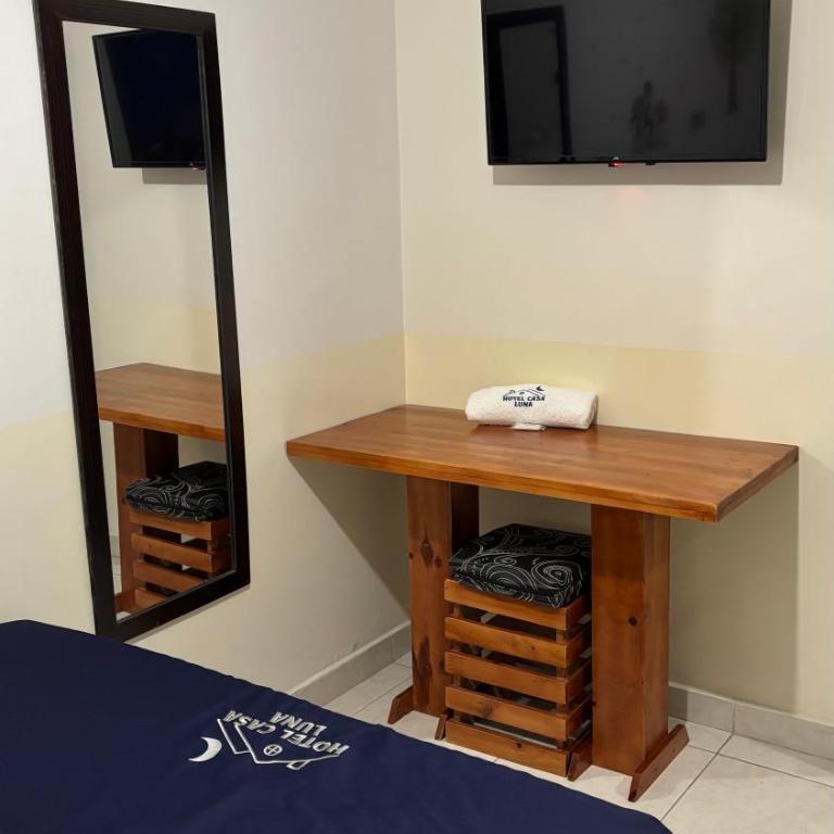 Hotel Casa Luna - Habitación Doble con baño privado - 5
