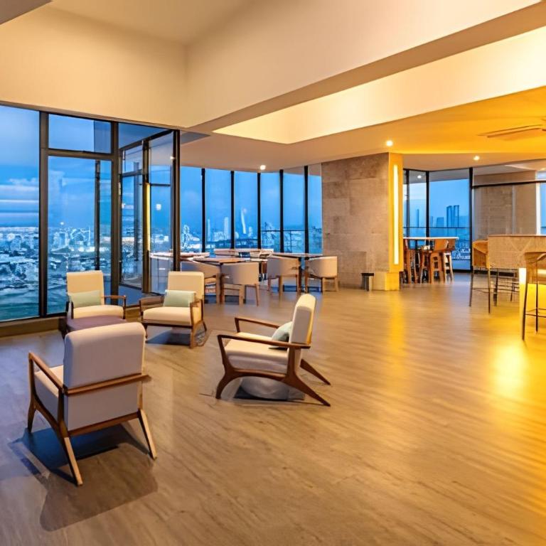 Nuevo Vista al Mar / Centro Histórico Piso 28 - Deluxe One-Bedroom Apartment with Ocean View - 69