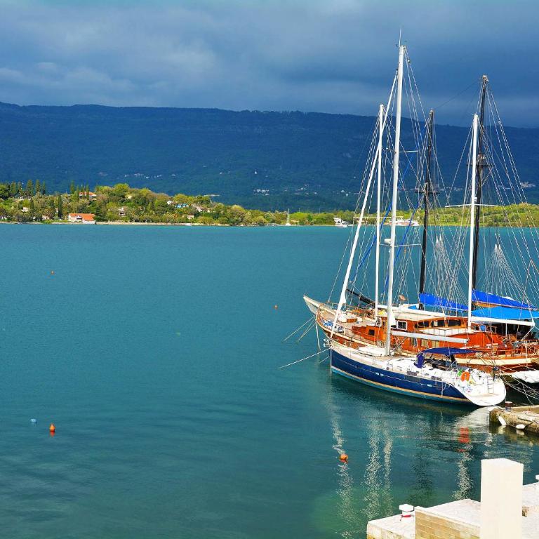 Apartments Bella di Boka - Luksuzni Apartman sa 2 Spavaće Sobe i Pogledom na More - 12