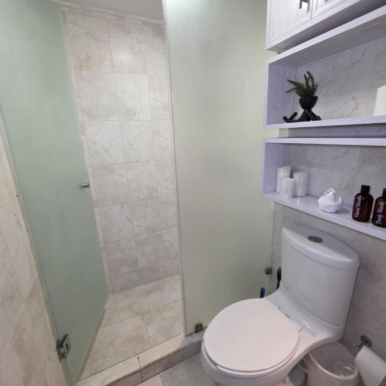 Perfect vacation getaway,Ocean View,Wifi, Beach - Two-Bedroom Apartment - 21