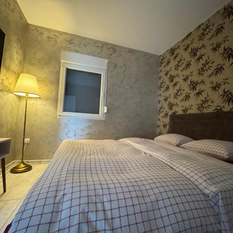Apartment Ema - Two-Bedroom Apartment - 2
