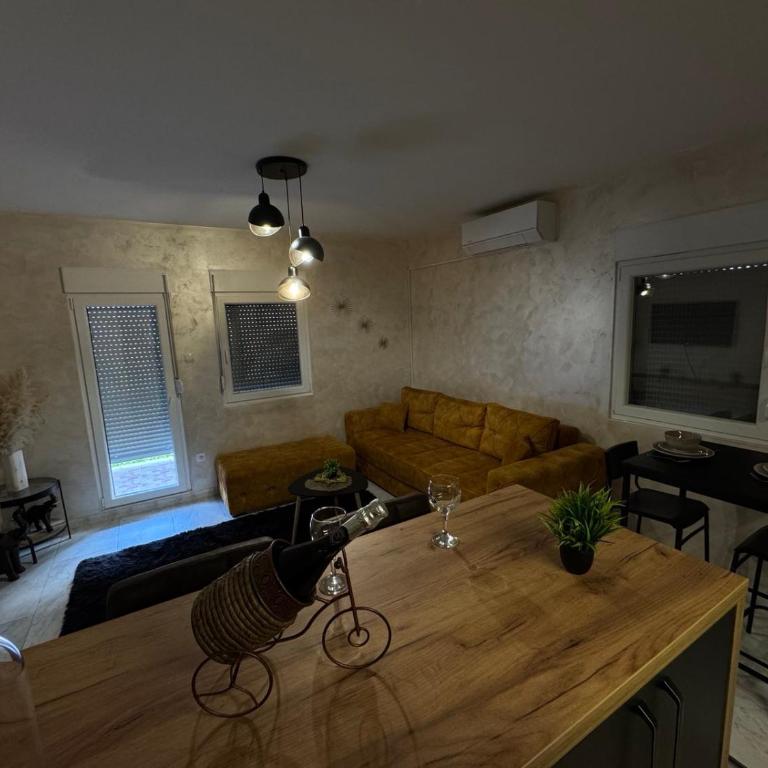 Apartment Ema - Two-Bedroom Apartment - 17