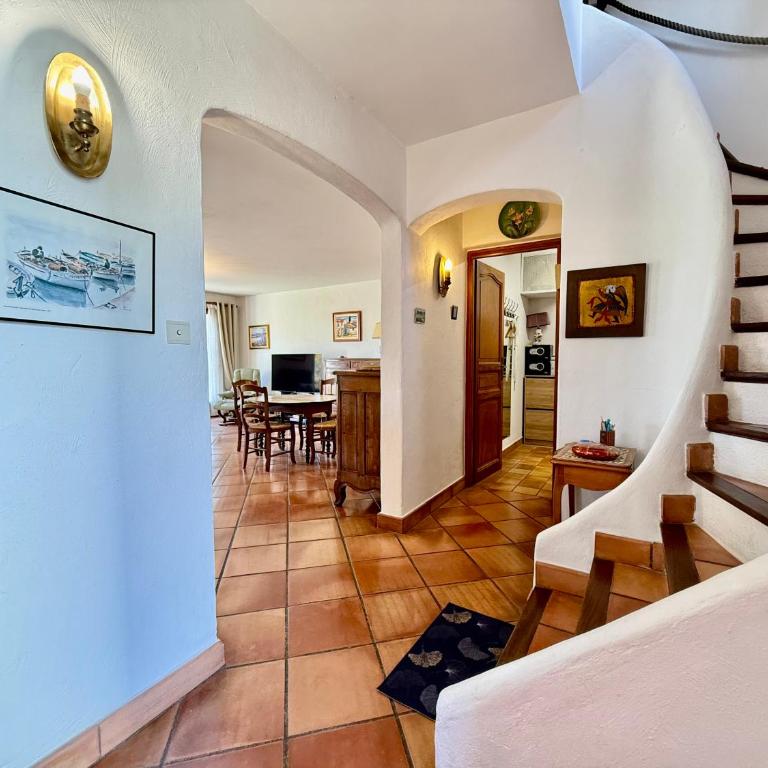 Maison provençale - Plage 500m - Maison de Vacances 3 Chambres - 14