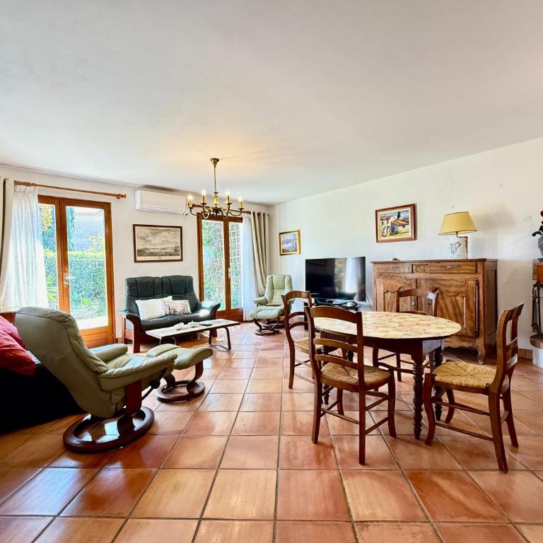 Maison provençale - Plage 500m - Maison de Vacances 3 Chambres - 11