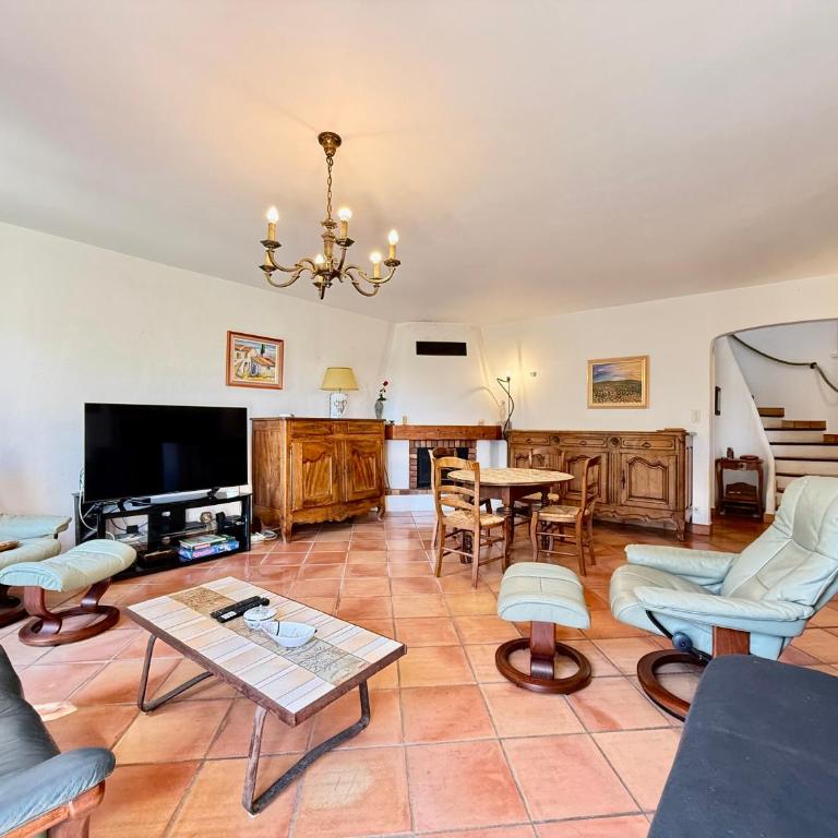 Maison provençale - Plage 500m - Maison de Vacances 3 Chambres - 10