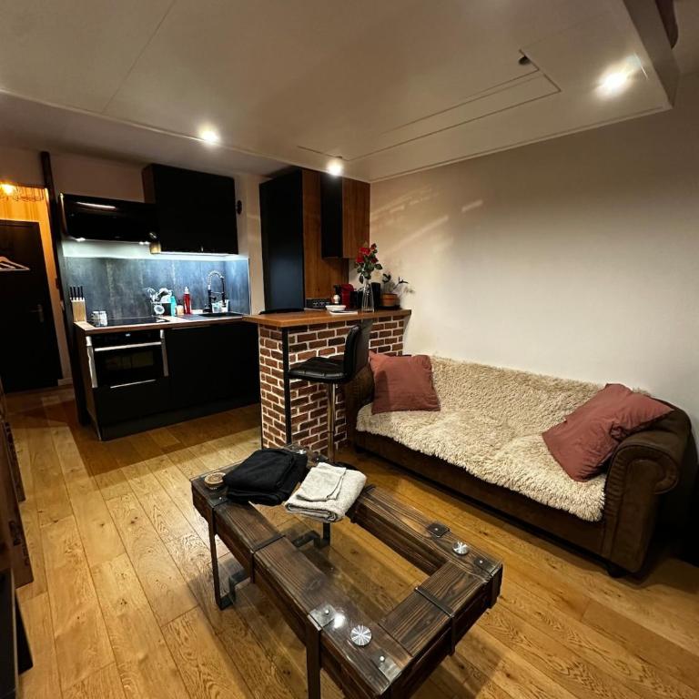 Charmant studio face Gare - Apartment mit 2 Schlafzimmern - 3