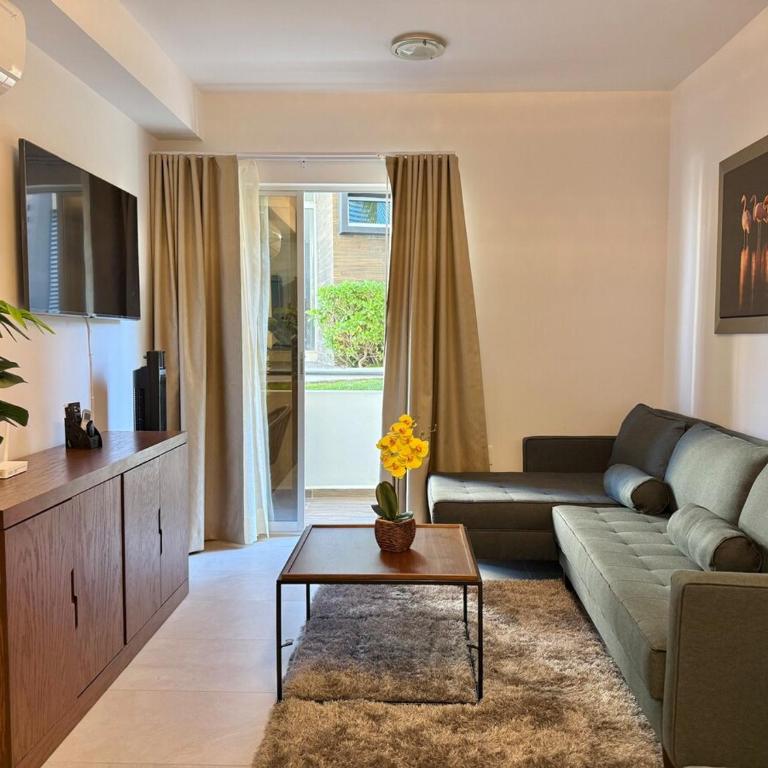 Family apartment with great amenities - bluu 103 - Three-Bedroom Apartment - 1