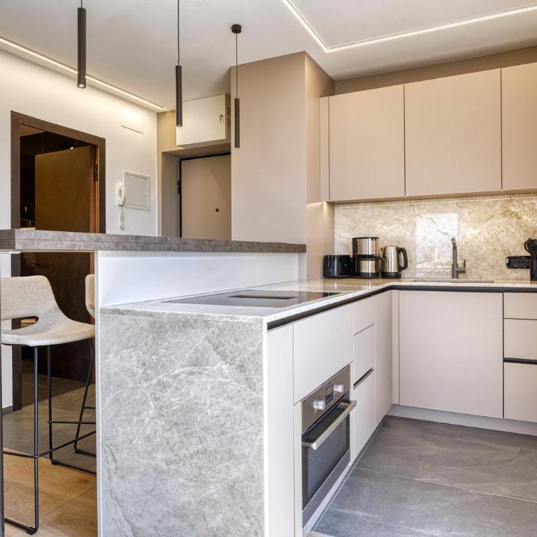 City CENTRAL Apartment - Attico Porto Brenzone -lakefront rooftop terrace - Appartamento con 1 Camera da Letto - 7