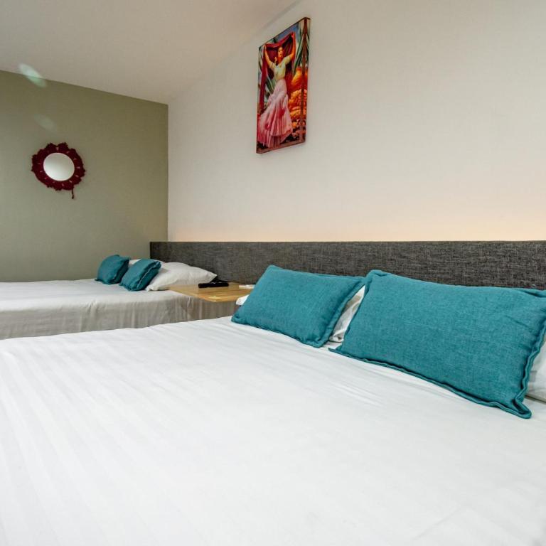Capital O Hotel Terraza 158 - Standard Two Beds - 9