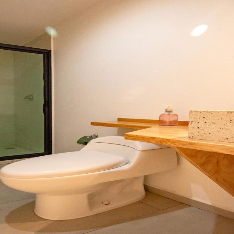 Capital O Hotel Terraza 158 - Standard Two Beds - 18