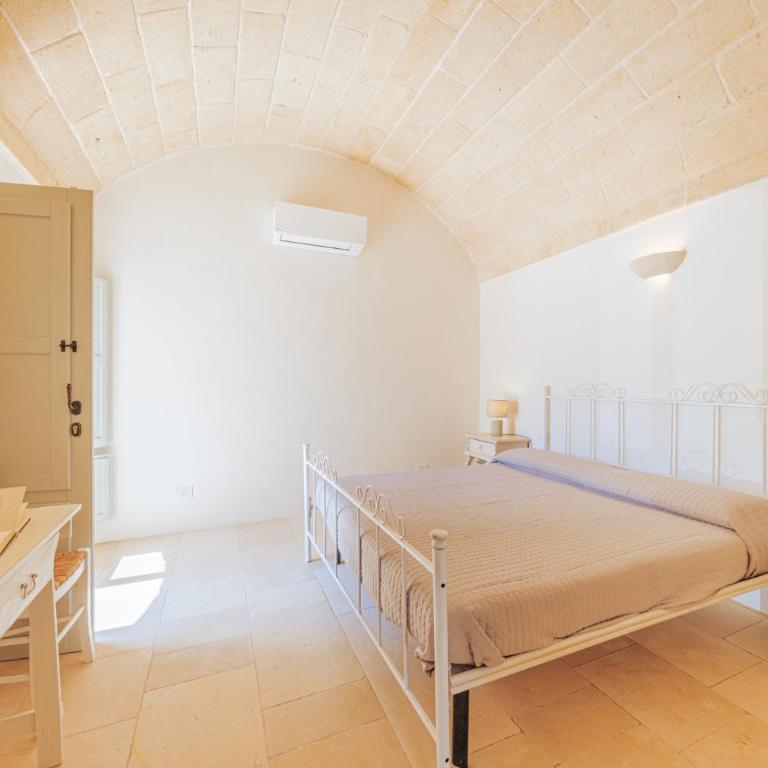 HelloAPULIA Trulli Pumo Bianco - Private Pool, Stone Patio & English Lawn near Ostuni - Villa con Piscina Privata - 36