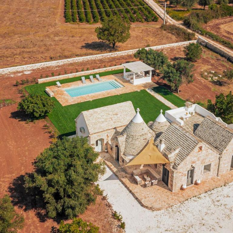 HelloAPULIA Trulli Pumo Bianco - Private Pool, Stone Patio & English Lawn near Ostuni - Villa con Piscina Privata - 3