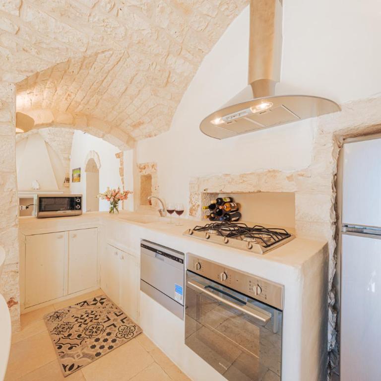 HelloAPULIA Trulli Pumo Bianco - Private Pool, Stone Patio & English Lawn near Ostuni - Villa con Piscina Privata - 22