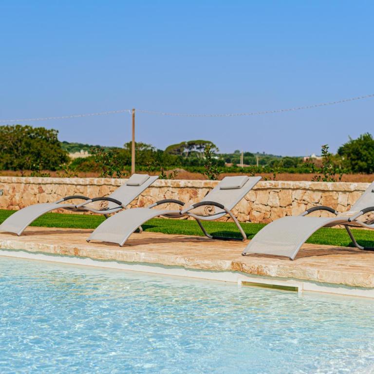 HelloAPULIA Trulli Pumo Bianco - Private Pool, Stone Patio & English Lawn near Ostuni - Villa con Piscina Privata - 10