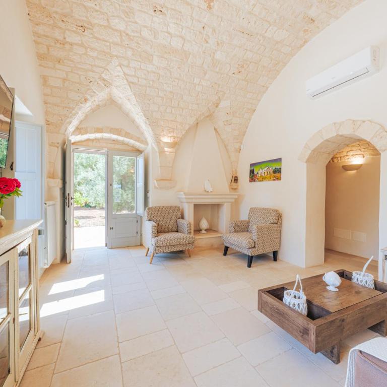 HelloAPULIA Trulli Pumo Bianco - Private Pool, Stone Patio & English Lawn near Ostuni - Villa con Piscina Privata - 18