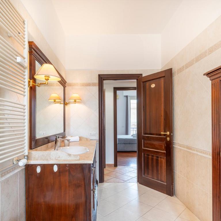 Vatican Art Apartment - Apartment mit 3 Schlafzimmern - 4