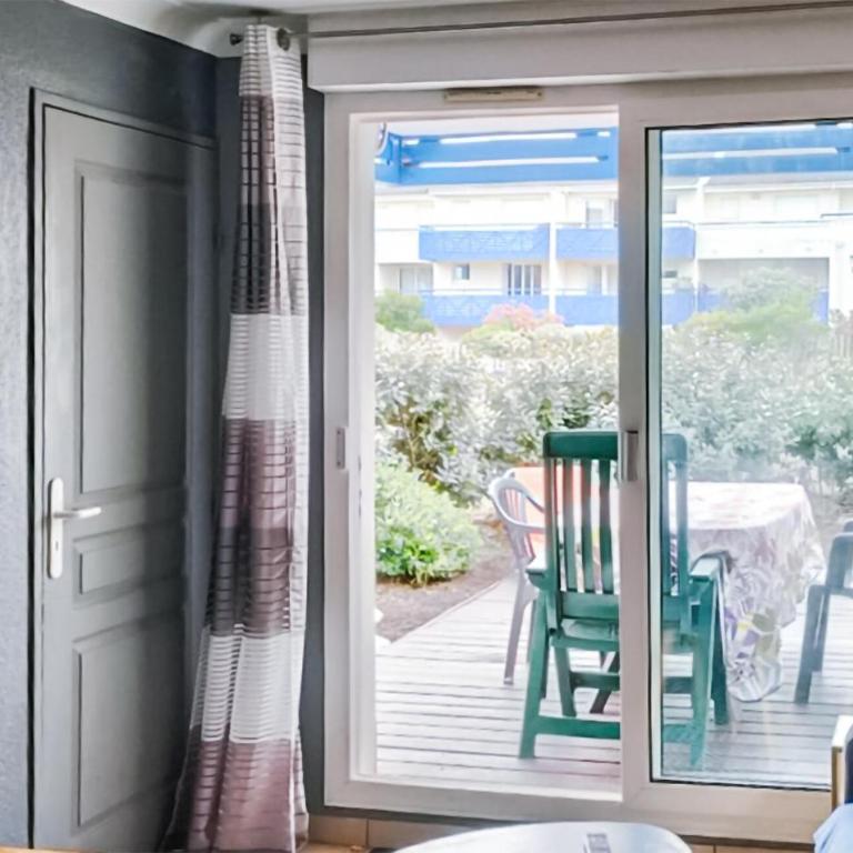 Pet-Friendly Apartment In Lacanau - Apartamento de 1 dormitorio - 1