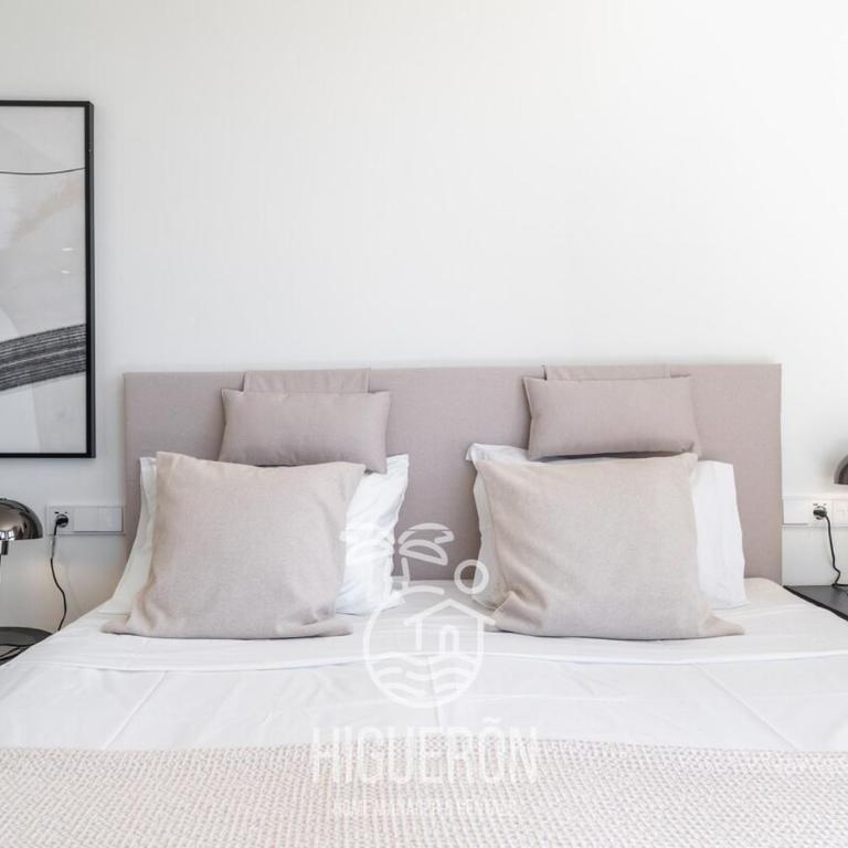 HigueronRentals La Casa de Kaasa - Three-Bedroom Apartment - 37