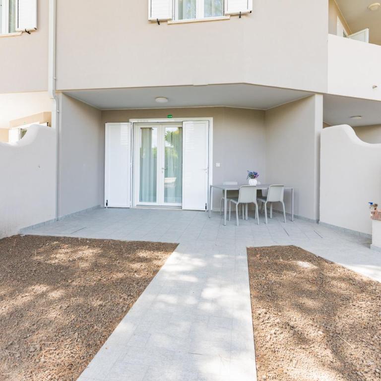 Tivoli - Appartamento con 1 Camera da Letto e con Giardino - 15