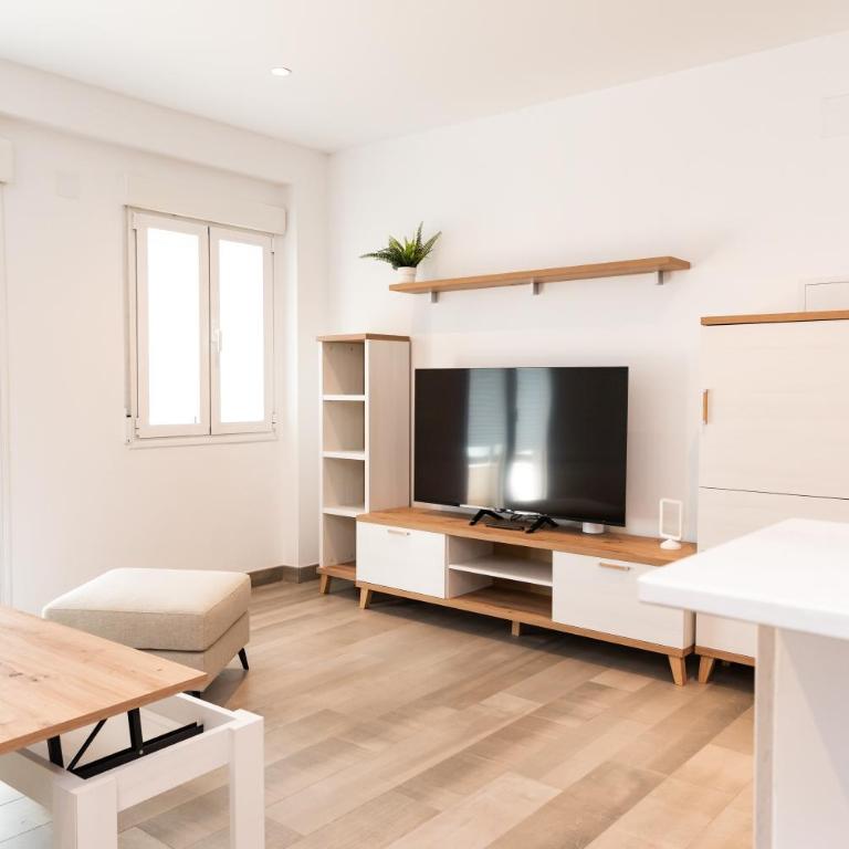 Céntrico y acogedor apartamento - Two-Room Apartment - 21