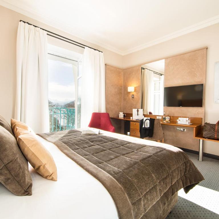 Impérial Palace - Chambre Prestige Lac avec Balcon - Accès au Spa Inclus - Réservation Nécessaire - 3