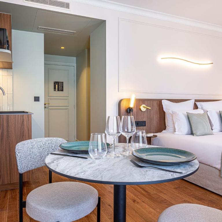 Villa SoPi Appart'Hotel by Patrick Hayat - Studio - 15