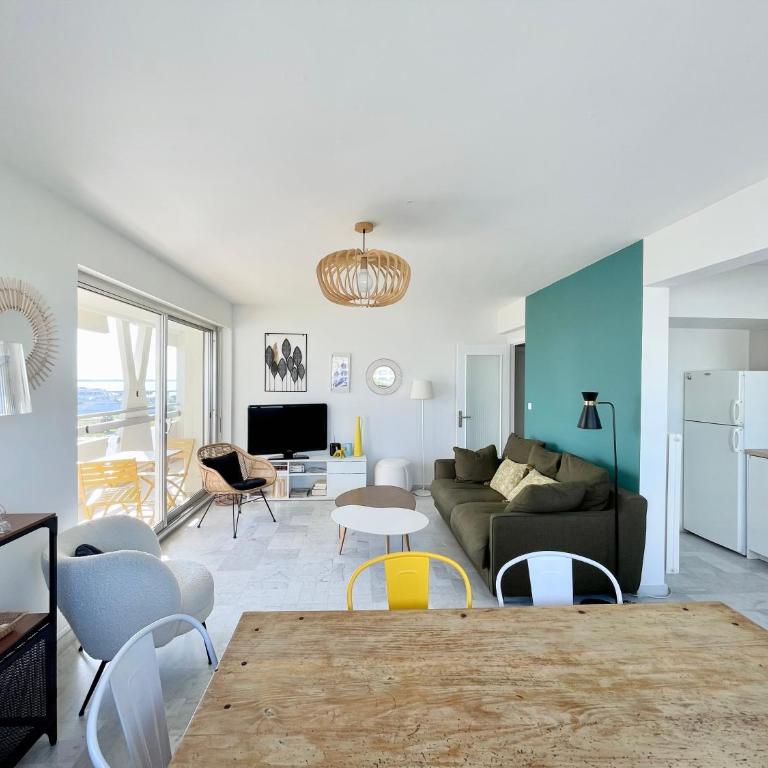 PGH N31- Plage à 50m, Centre-Ville, Parking Privé - Two-Bedroom Apartment - 3