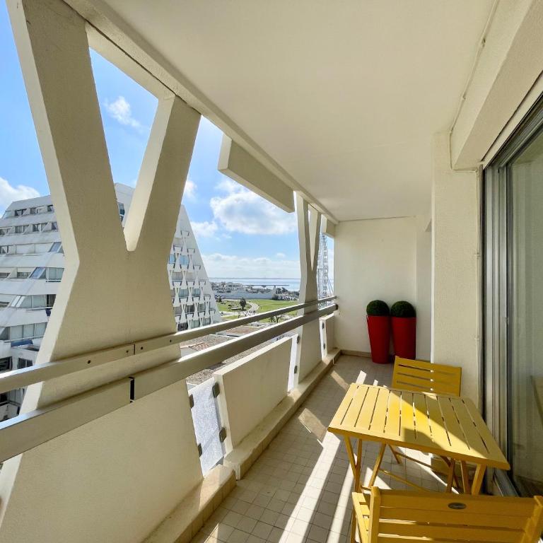 PGH N31- Plage à 50m, Centre-Ville, Parking Privé - Two-Bedroom Apartment - 11