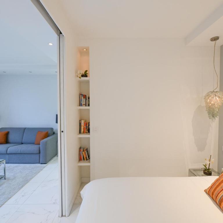 Modern & peaceful 1BD APT by Champs-Elysees with AC - One-Bedroom Apartment - 19