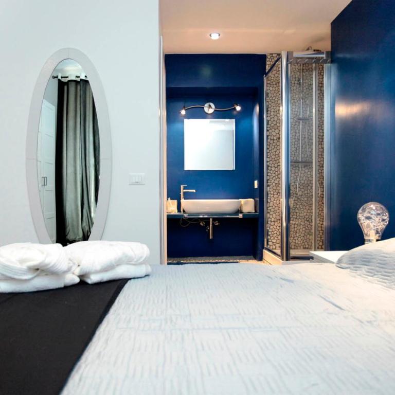 Rome Services Borgo Suites - Camera Matrimoniale - 16