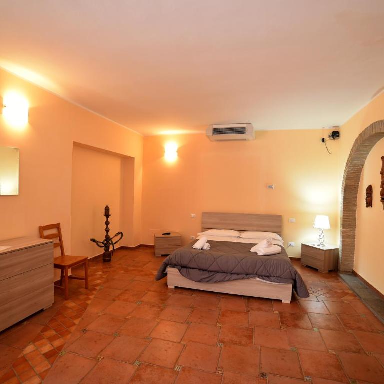 AIR B&B PLEASANT MOMENTS - Camera Tripla con Bagno Privato - 2