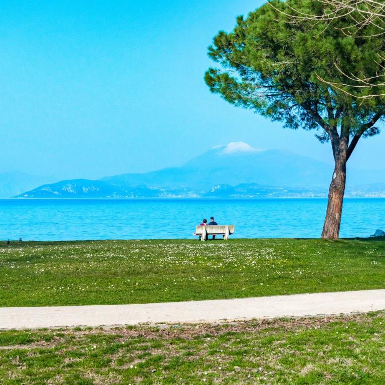 Luci sul Lago - Appartamento con 2 Camere da Letto - 45