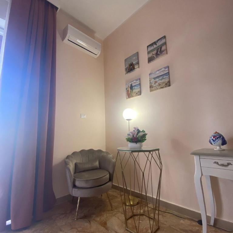 Apulia Concept B&B - Deluxe Room (2 Adults + 1 Child) - 4