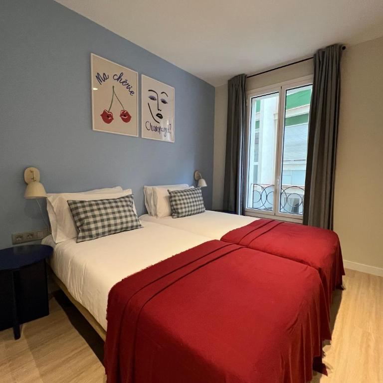 Stay U-nique Apartment Muntaner - Three-Bedroom Apartment - 38
