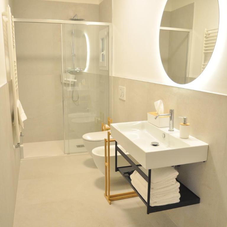 Corte Formenta Apartment - Canal view 5 minutes from Biennale - Three-Bedroom Apartment - 17