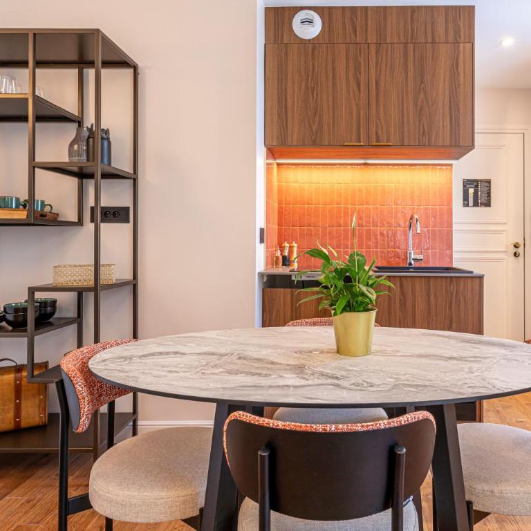 Villa SoPi Appart'Hotel by Patrick Hayat - One-bedroom Apartment - 10