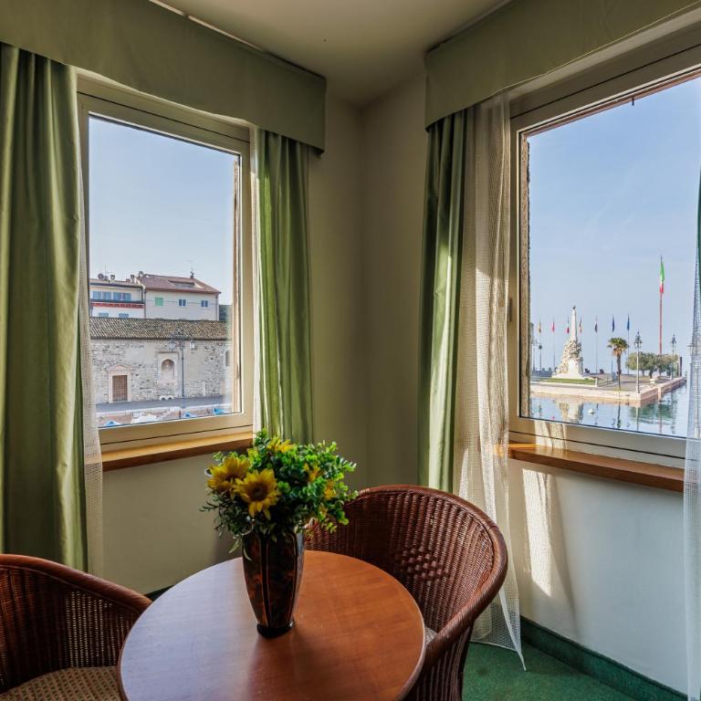 Hotel alla Grotta - Suite con Vista Lago - 2