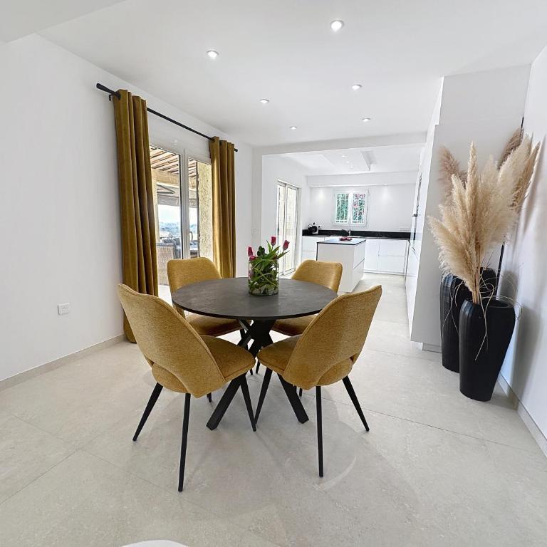 3 Bedrooms Villa near Cannes - Pool & Jacuzzi - Sea View - Villa 3 Chambres (6 Adultes) - 74