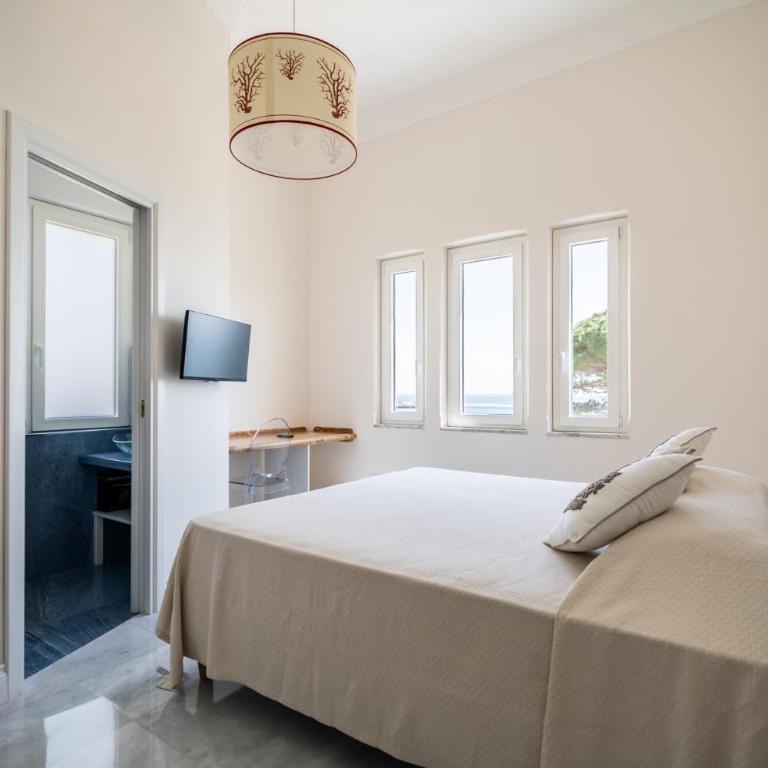 Villa Hercules Pool & Beach - Three-Bedroom Villa - 16