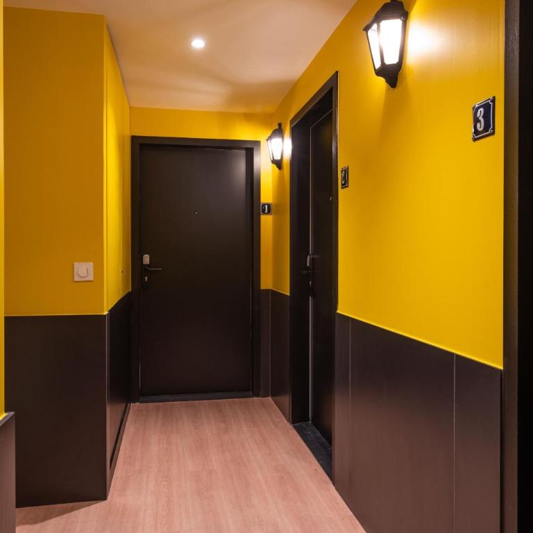 Montmartre Paris Suite - Two-Bedroom Apartment - 5