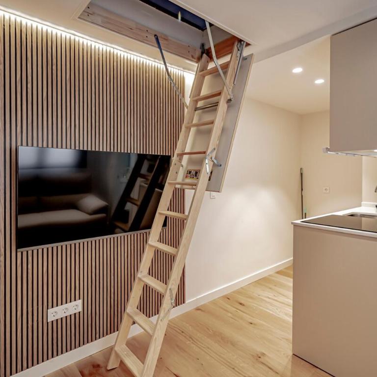 CB10 - Stylish Modern Apartment- 5-minute walk to Gran Vía - Two-Bedroom Apartment - 29