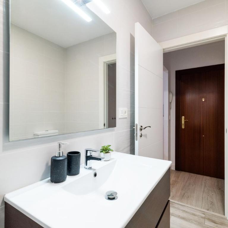 Céntrico apartamento en Granada - One-Bedroom Apartment - 10