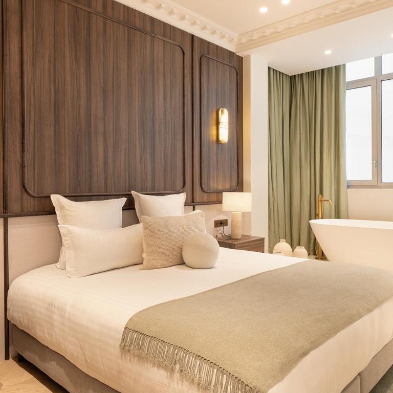 Maison Galante - Serviced Apartments in Champs-Elysées - Three-Bedroom Apartment - 1