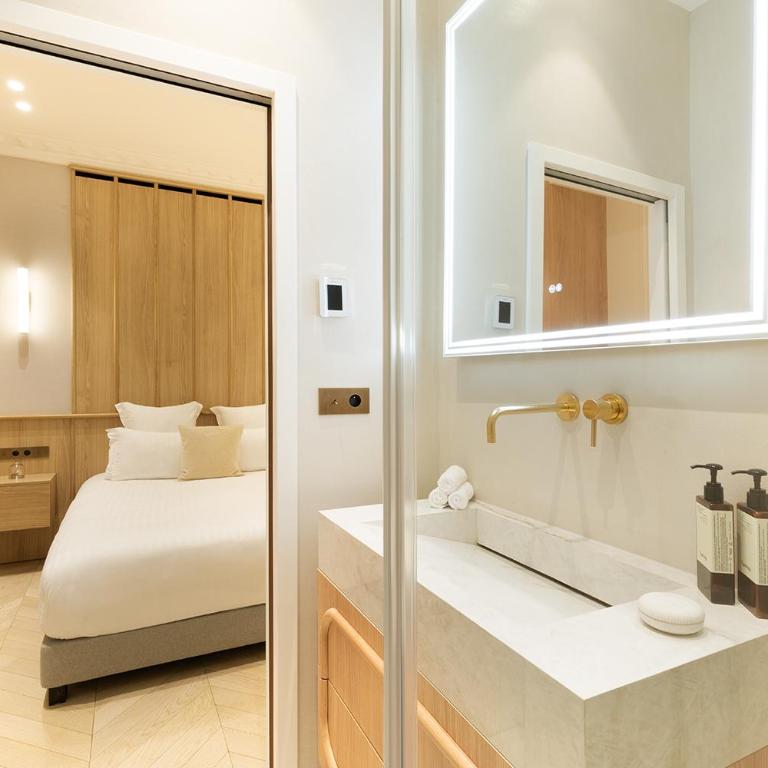 Maison Galante - Serviced Apartments in Champs-Elysées - Three-Bedroom Apartment - 22