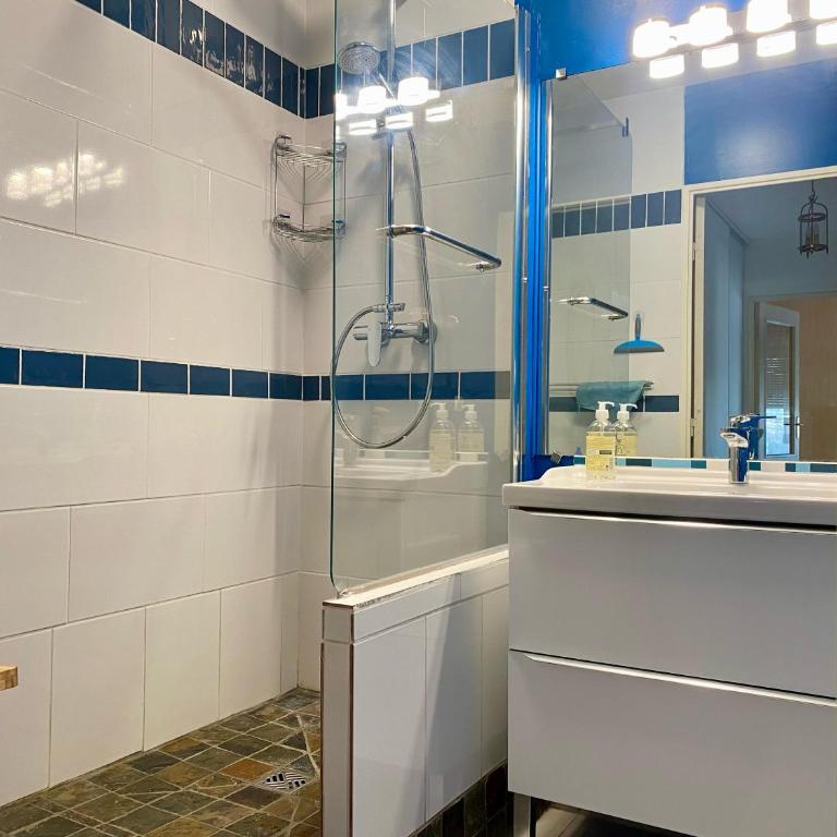Spacieux T2 au Rives du Lez, Parking, proche Gares et Centre ville - One-Bedroom Apartment - 9