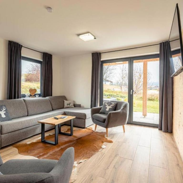 Luxalps- Chalets Inzell- Sauna- Skifahren- Wandern- Natur- Chiemgau Card - Chalet No 8 & 16 mit Hot Pot - Chalet Nr. 8 mit Sauna und Hotpot ohne Pool bis zu 8 Personen - 13