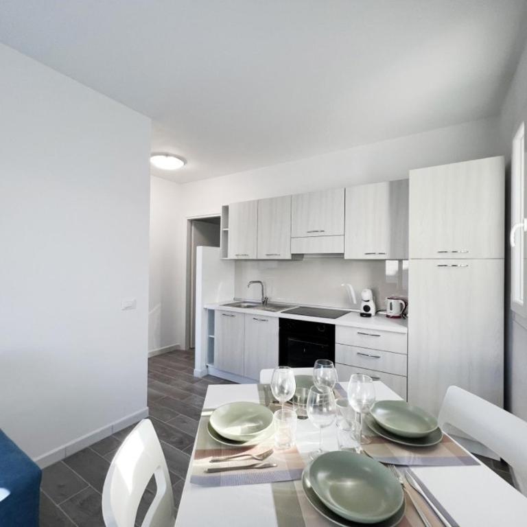 La Casa di Iris - Appartamento con 2 Camere da Letto - 8